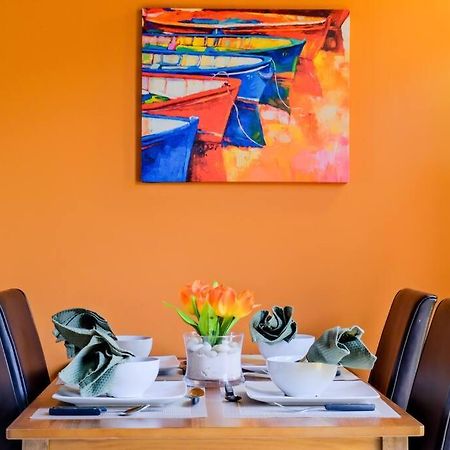 Iona'S Home: Vibrant 2Bedroom Home Near Βίλλεμσταντ Εξωτερικό φωτογραφία