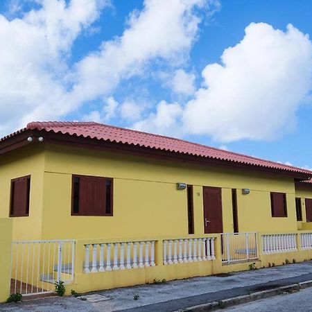Iona'S Home: Vibrant 2Bedroom Home Near Βίλλεμσταντ Εξωτερικό φωτογραφία